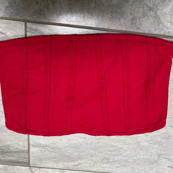 red corset-like tube top - Picture 4 of 4